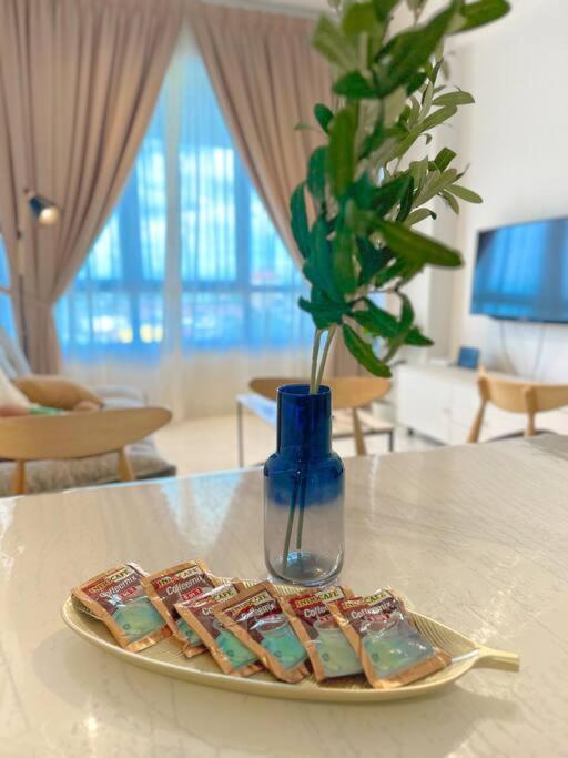 Netflix Two Bedroom Troika Kota Bharu Homestay 118 Exteriör bild