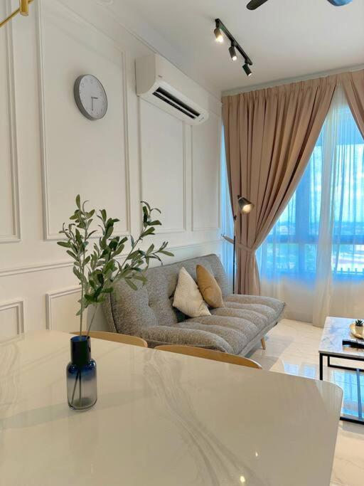 Netflix Two Bedroom Troika Kota Bharu Homestay 118 Exteriör bild